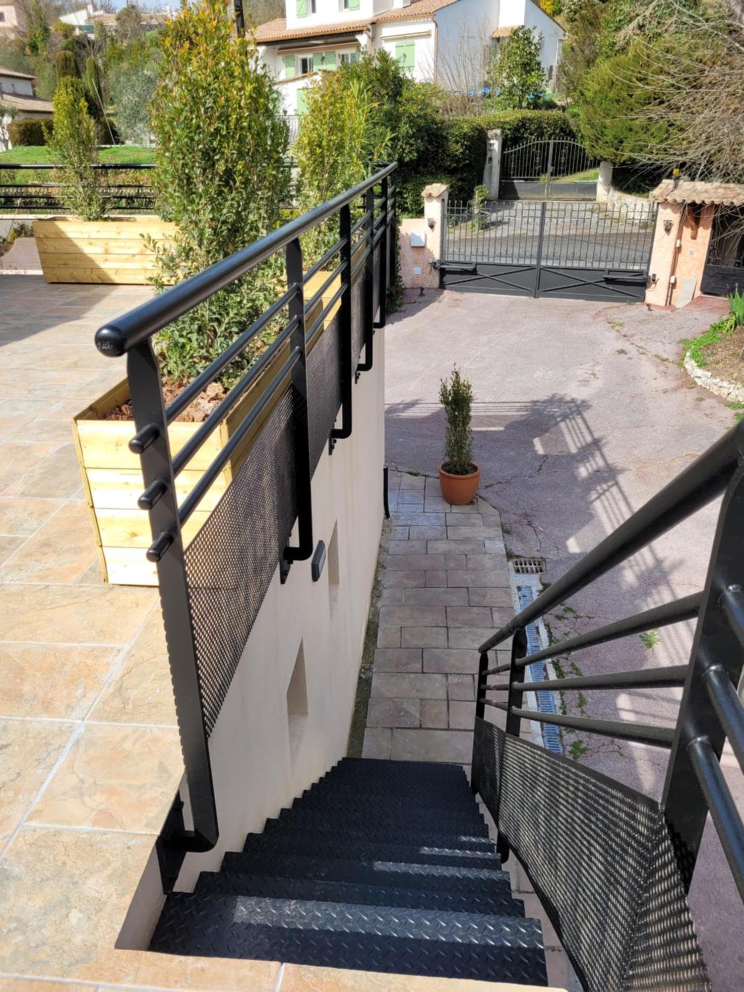 Villa L'Abaguie-Charmant Logement Au Calme Entre Mer Et Montagne Cagnes-sur-Mer Luaran gambar